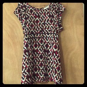Sleeveless maternity geometric design blouse
